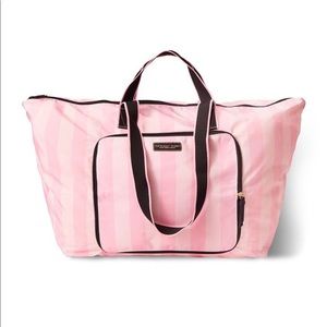 The VS Getaway Packable Weekender